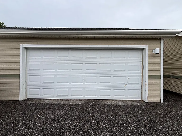 835 Forestglen Dr #6H — Photo 24