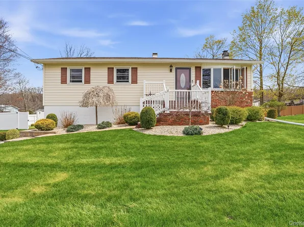 57 Robert Lane, Wappingers Falls, NY 12590