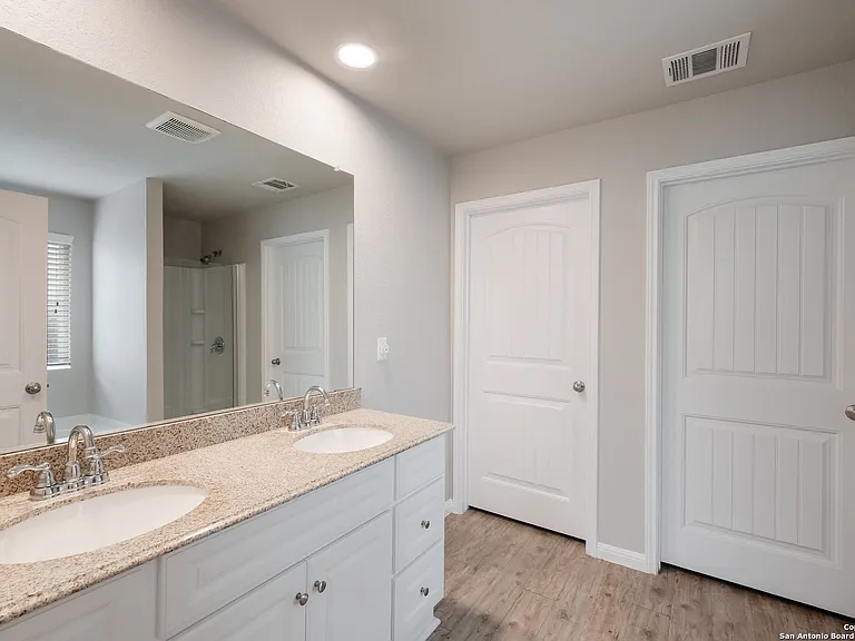 10102 Relic Oaks — Photo 11