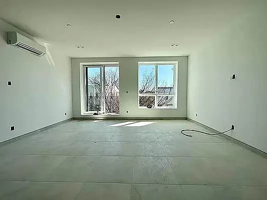 Rented by GROOME REALTY LLC | media 9