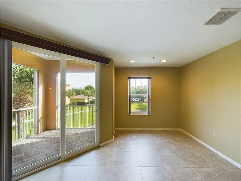 5020 Fairways Cir #J205 — Photo 7