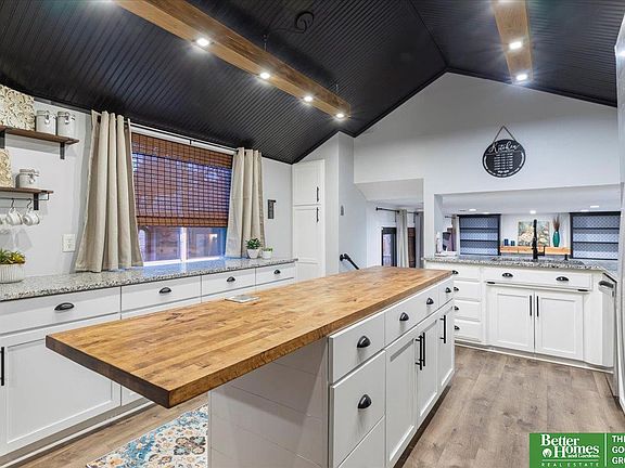 4th image of 15672 Shamrock Cir