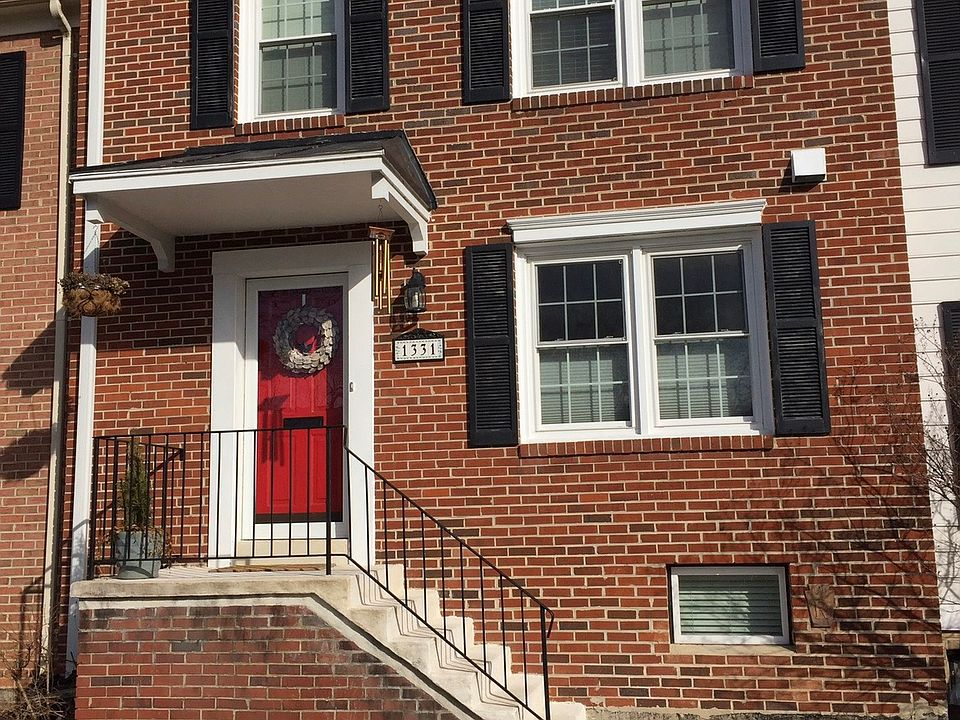 1st image of 1331 Chetworth Ct