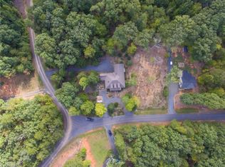 104 Greenbriar Rd, Troy, NC 27405