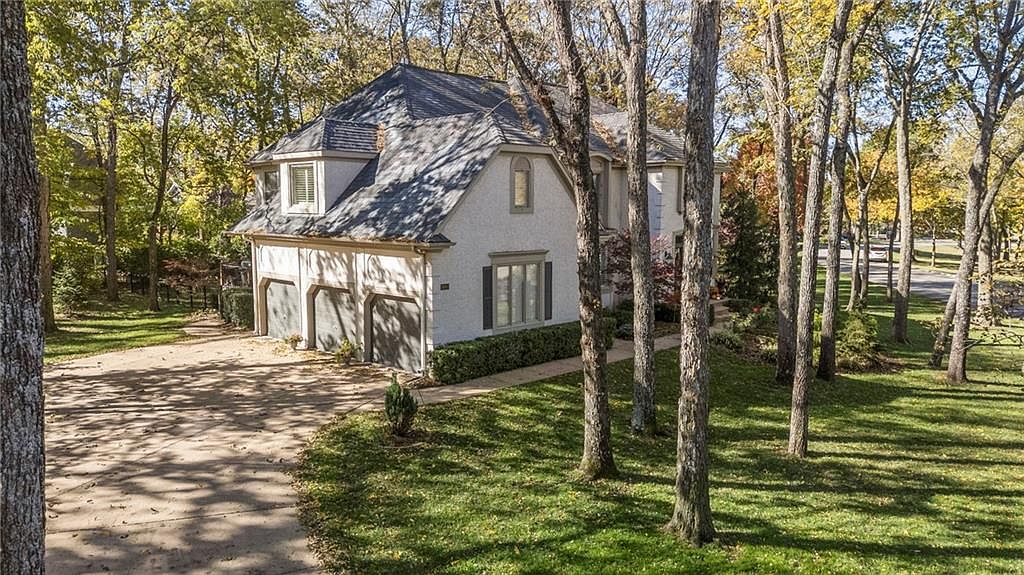 16800 S Country Club Dr