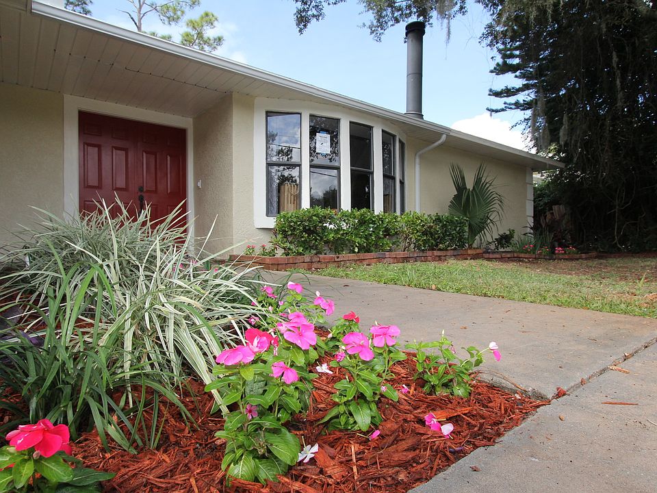 1st image of 1550 Carmona Ct