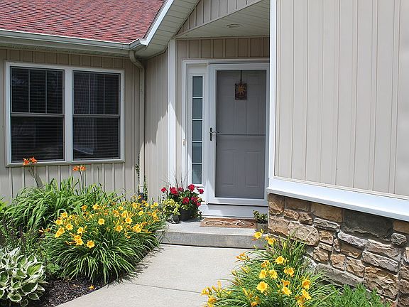 4th image of 10071 Crossroad Cir SE