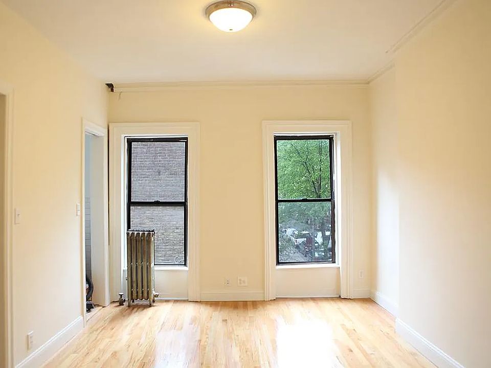 1st image of 238 Lafayette Ave #2