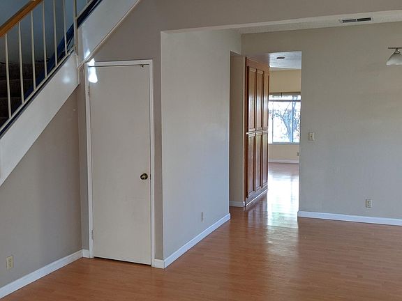 5th image of 39716 Potrero Dr