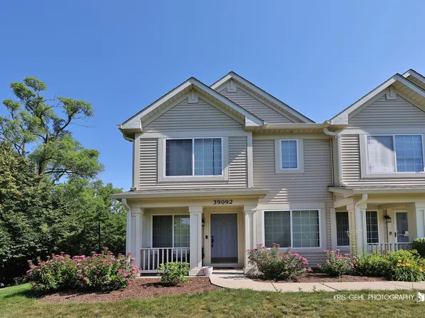 39092 Welsh Ln, Beach Park, IL 60083