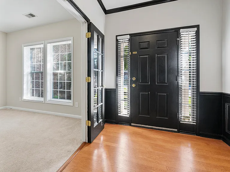 3305 Chastain Gardens Dr NW — Photo 4