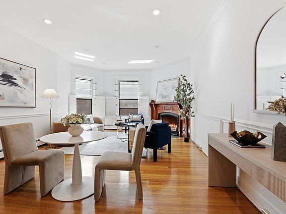 5th image of 258 Marlborough St APT 2R