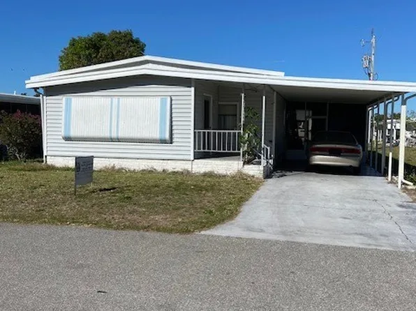 2773 Indianwood Dr, North Fort Myers, FL 33917