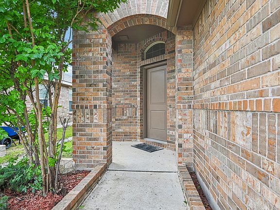 5th image of 9217 Leveret Ln