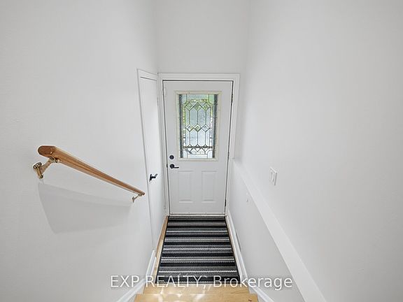 5th image of 157 Moregate Cres