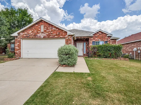 6025 Goldenrod Dr, Denton, TX 76208