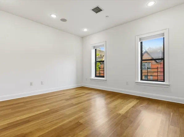 312 West 138th Street image 19 of 23