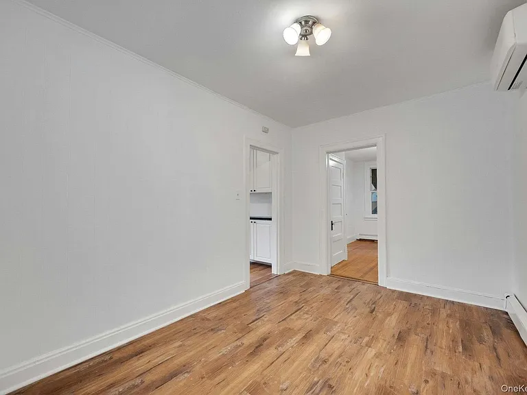437 Warburton Ave #2 — Photo 11