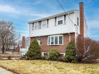 71 Vallaro Rd, Hyde Park, MA, 02136