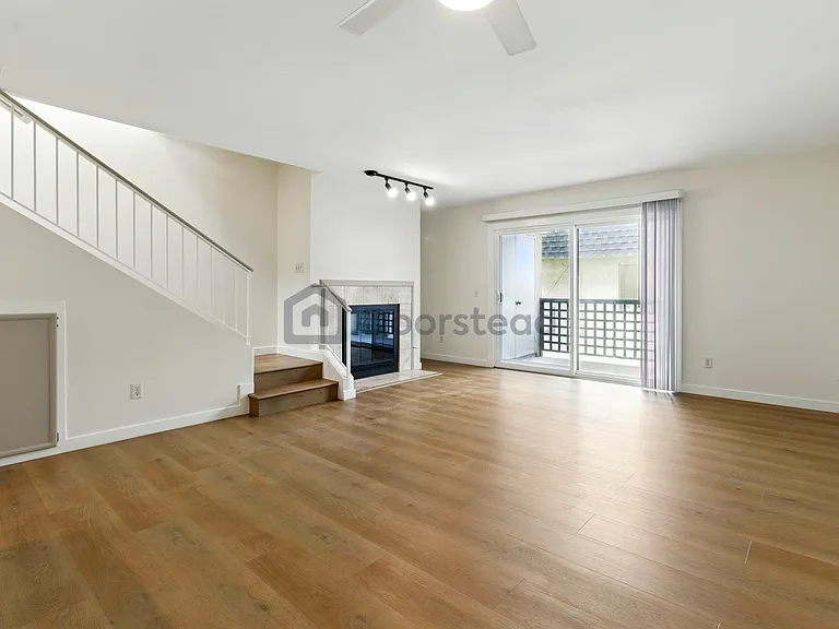 283 Date Ave #C — Photo 6