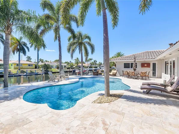 2140 NE 30th St, Lighthouse Pt, FL 33064
