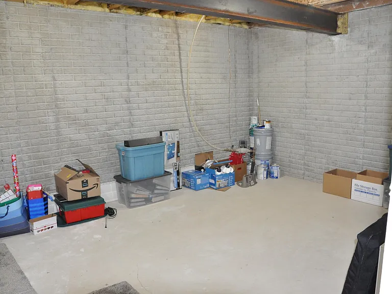 2041 Colorado Dr — Photo 31