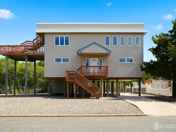 369 Tuscarora Ave, Barnegat, NJ 08005