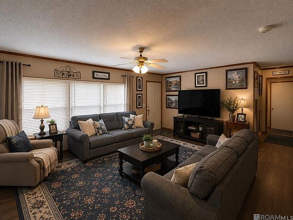 3rd image of 34633 Perkins Rd
