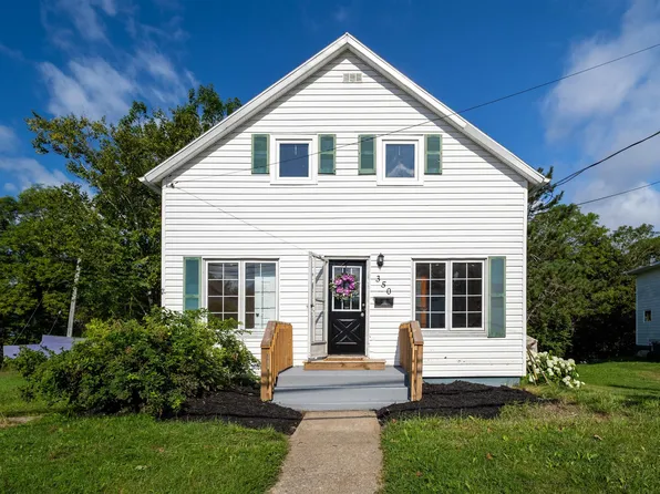 350 Alexandra St, Sydney, NS B1S 2G3