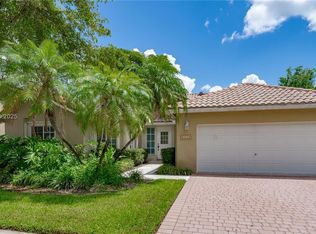 1174 Laguna Springs Dr, Weston, FL 33326