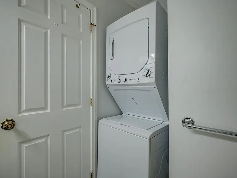 59 Haynesville Ave #7 — Photo 24