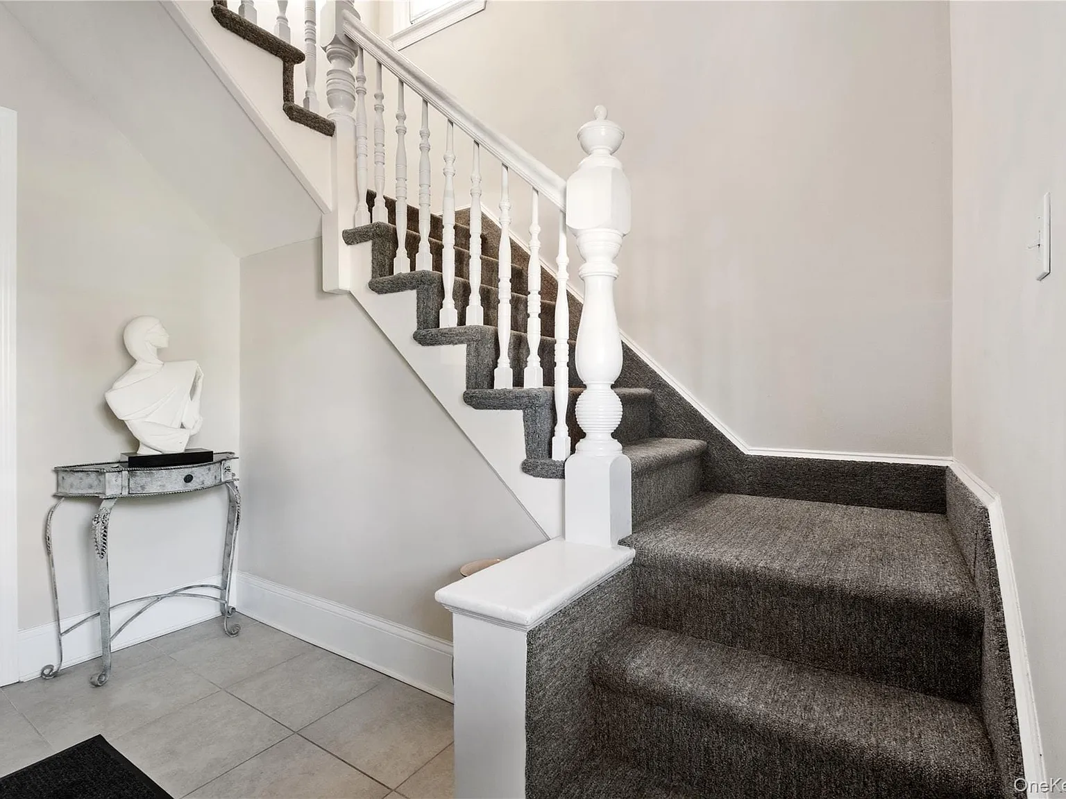 2 bed, 2.0 bath, 950 sqft, $2,500 — Photo 3