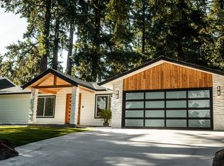 6375 SW Dawn St, Lake Oswego, OR 97035