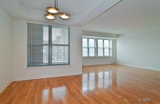 5th image of 9360 N Skokie Blvd #421