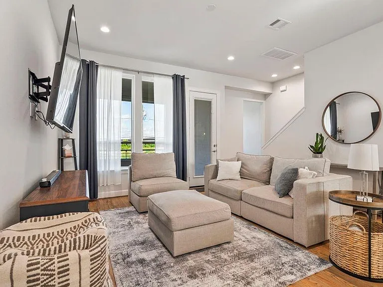 316 Jensen Dr — Photo 20