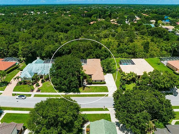 3rd image of 8448 Eagle Preserve Way