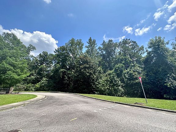 4th image of 400 Cypressglade Ln