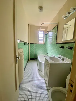 Rented by Oxford Property Group | media 4