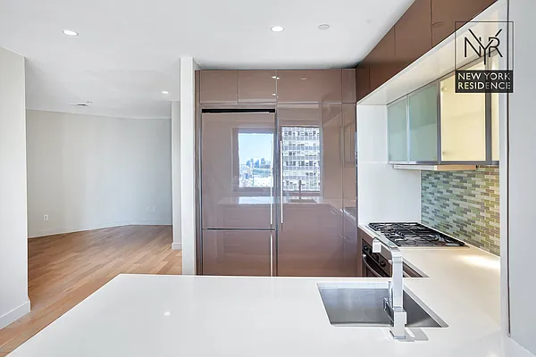 Rented by New York Residence | media 19