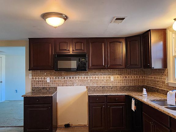 3rd image of 30100 Moccasin Ct