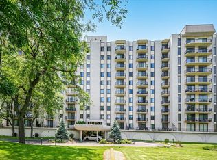 190 S Wood Dale Rd APT 611, Wood Dale, IL 60191