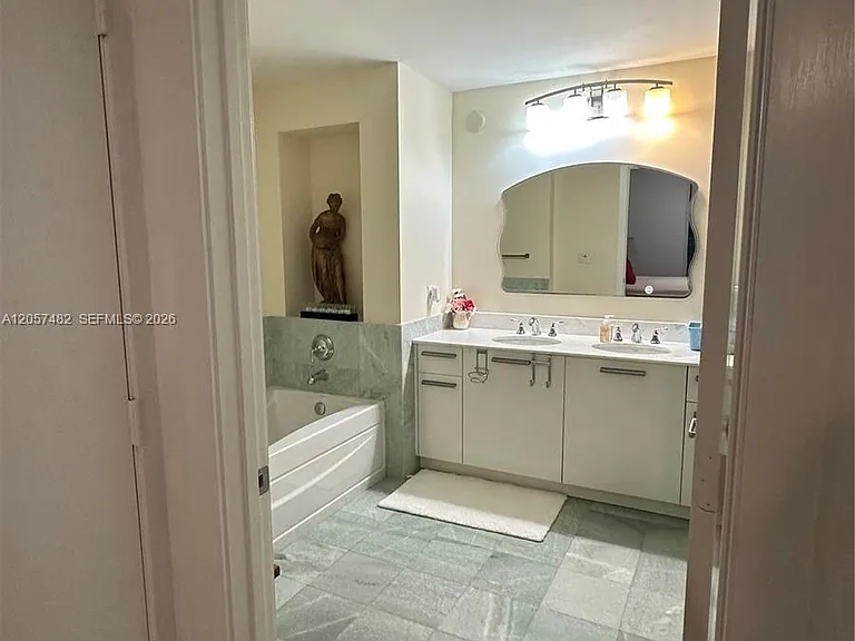 1060 E Brickell Ave #3001 — Photo 21