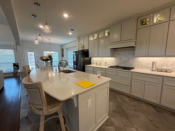 5th image of 9840 El Colina Dr