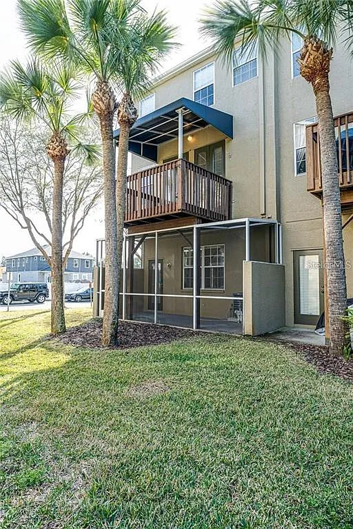 3 bed, 2.5 bath, 1850 sqft, $2,950 — Photo 2