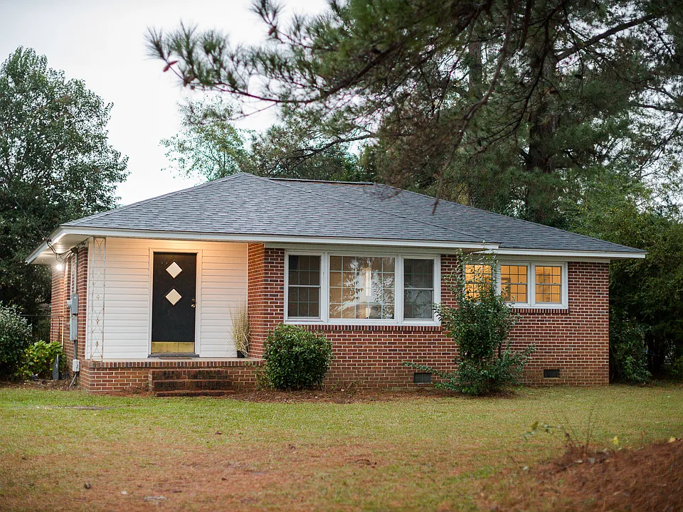 150 Central Dr