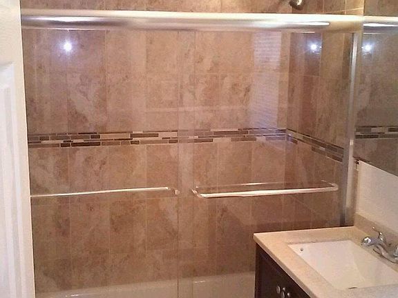 3rd image of 50 Rich St APT 5A