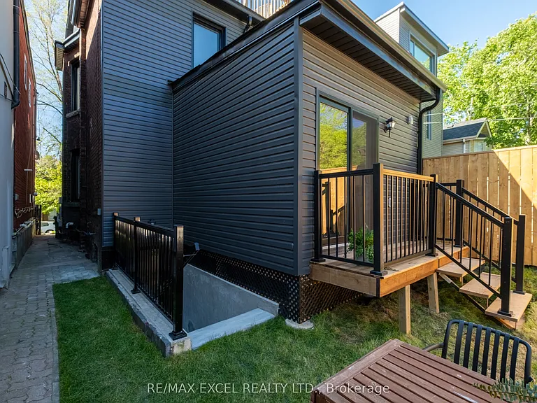 254 Bain Ave — Photo 36