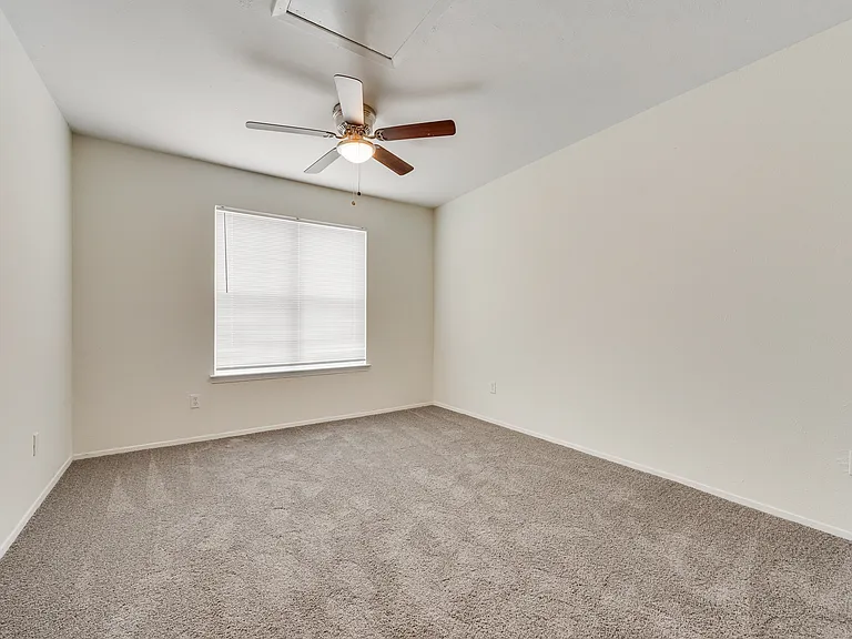 7492 E Northwest Hwy #143 — Photo 10