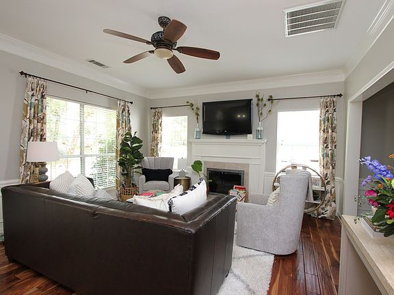 2nd image of 6207 Oxwynn Ln