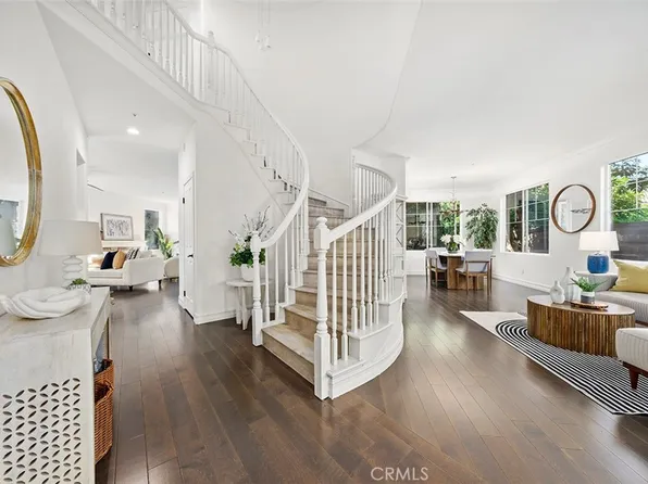 24 Parkcrest, Irvine, CA 92620